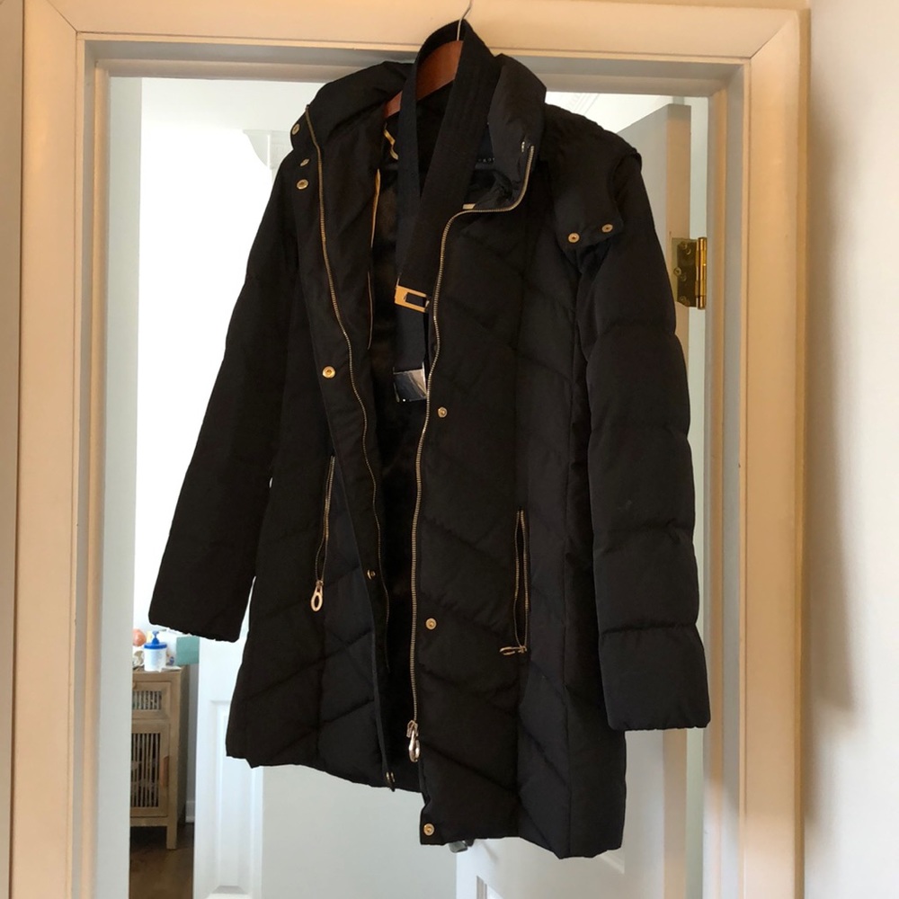 Ivanka Trump Black winter coat w/  belt & hood xs